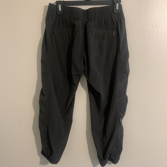 Athleta capris - Picture 3 of 4